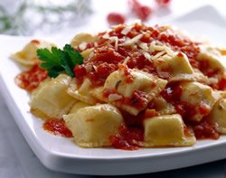 Ravioles de Cerdeña con queso y azafrán