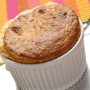 Soufflé de tomate frito con atún