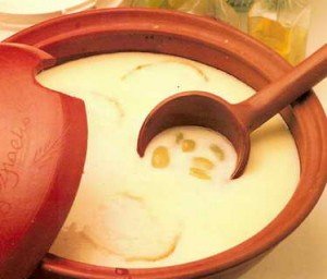 Hoy toca una receta española, un Ajo blanco Malagueño: